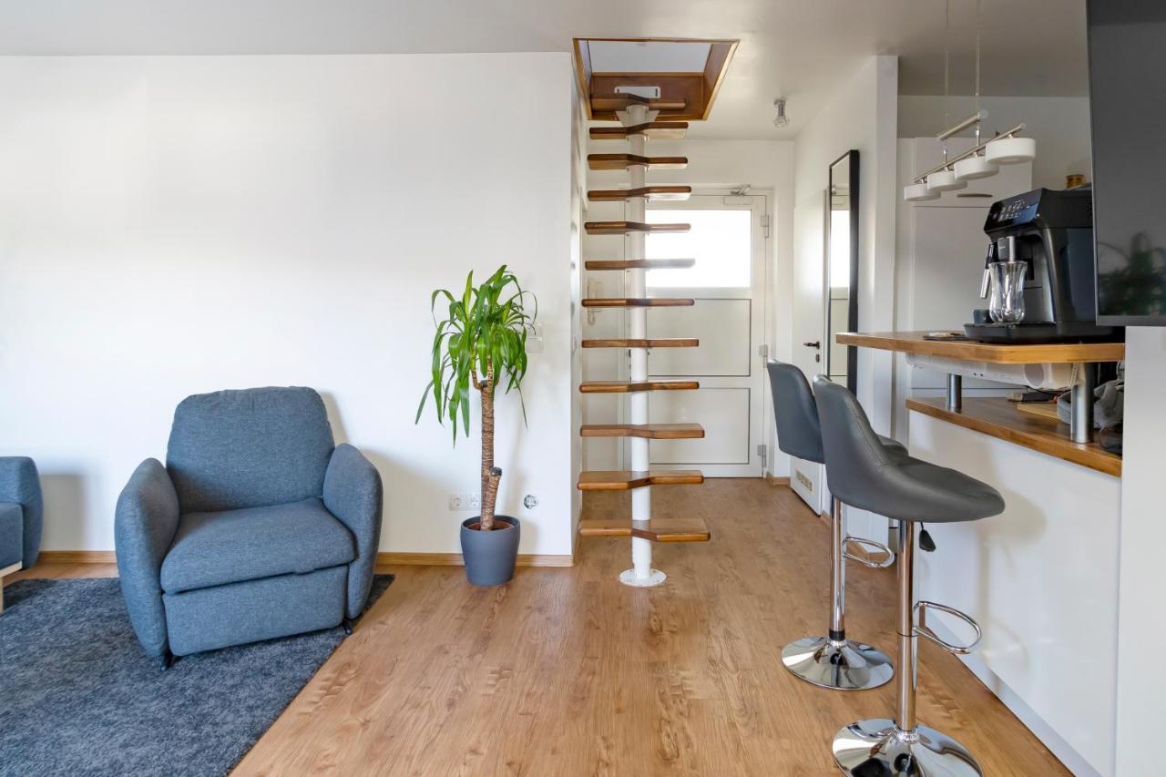 Stylish 2 Room Maisonette Hannover - Contactless Check-In Buitenkant foto